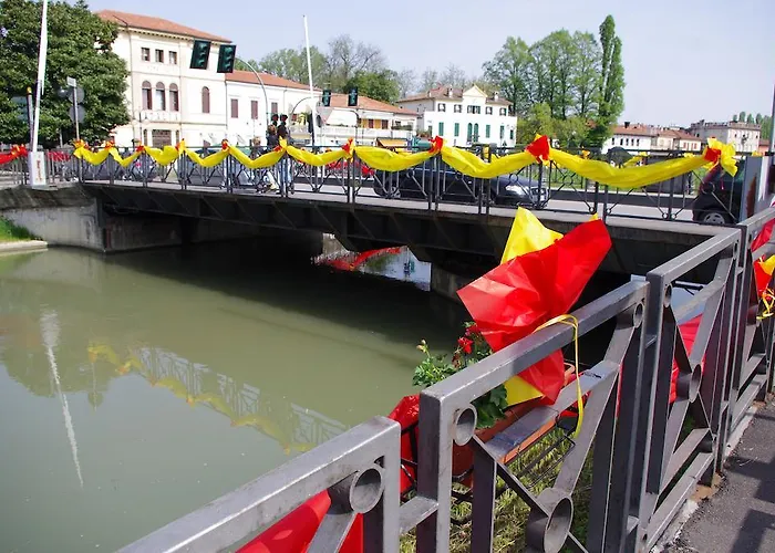 Dai Carari Мира